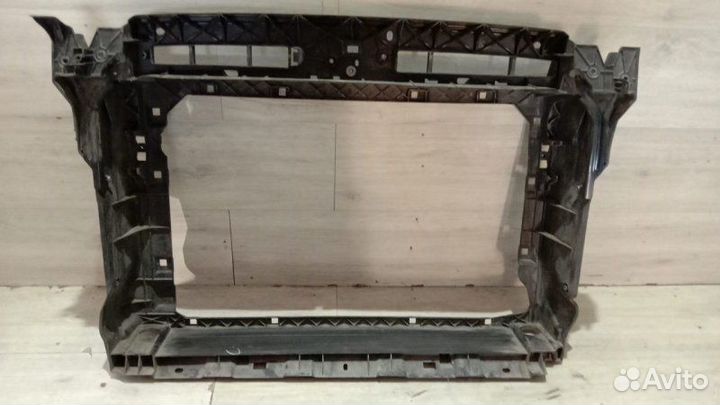 Панель передняя Skoda