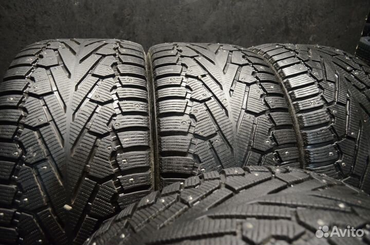 Pirelli Ice Zero 295/40 R21 111H