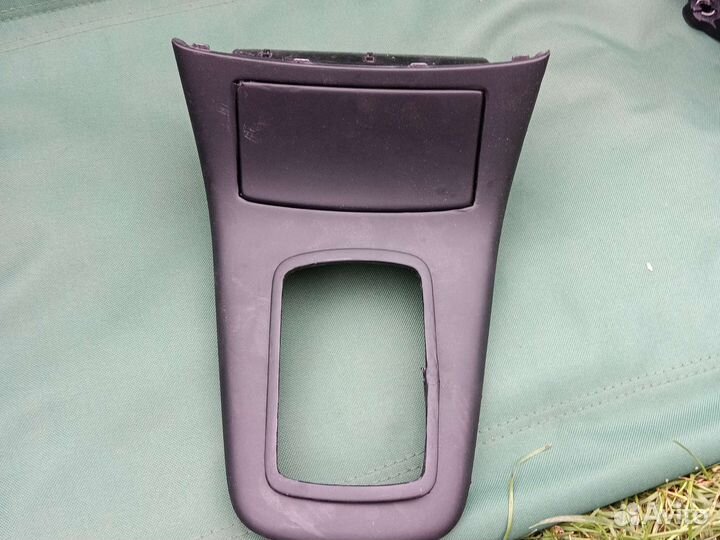 Консоль кпп с пепельницей на avensis