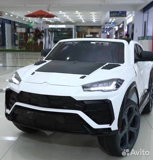 Детская машинка электромобиль