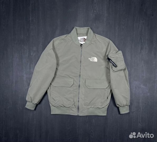 Бомбер The North Face