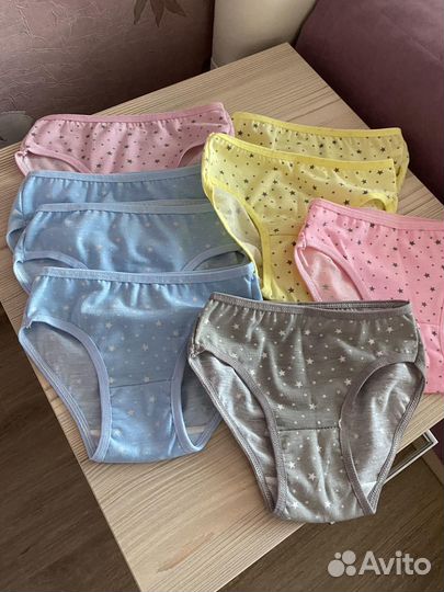 Плавки на девочку новые