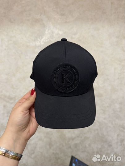 Karl lagerfeld кепка