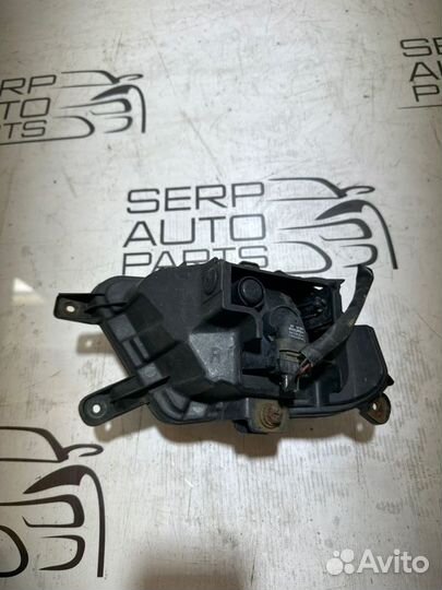 Противотуманка правая Kia Rio 2 JB G4EE 2011