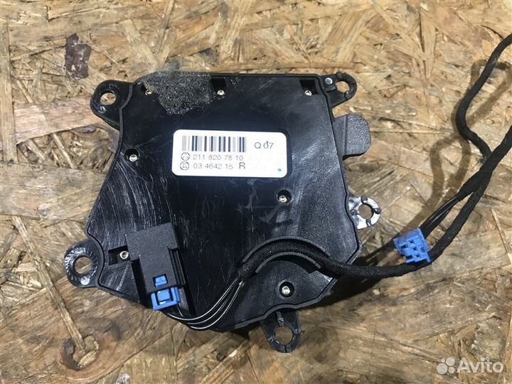 Блок управления сиденьем передний правый