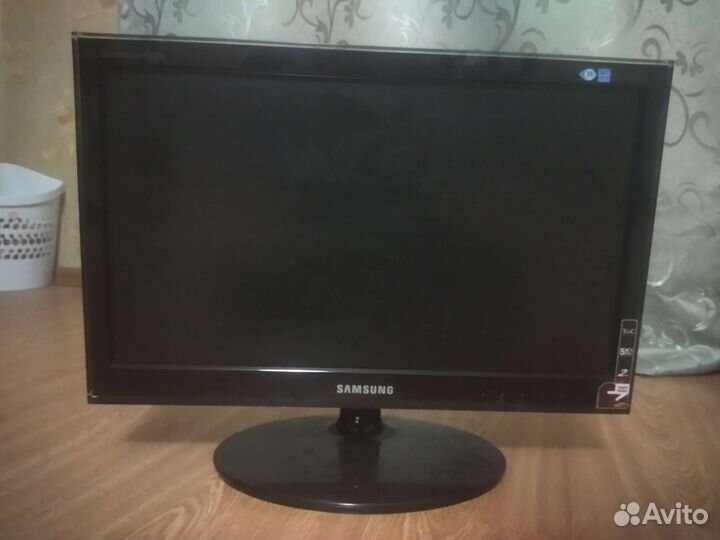 Монитор Samsung 60гц