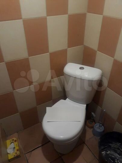 Комната 10 м² в 5-к., 1/5 эт.