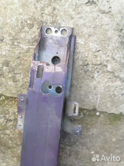 Усилитель переднего бампера вольво S80