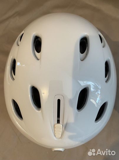 Шлем горнолыжный женский