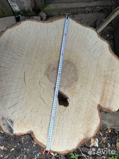 Слэб дерева и спилы