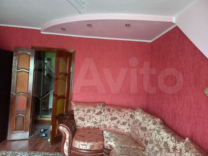 2-к. квартира, 55 м², 2/4 эт.