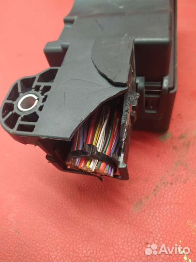 Блок предохранителей Jaguar F-pace