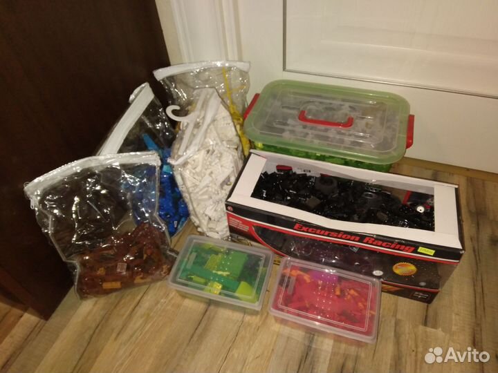 Много конструктора Lero