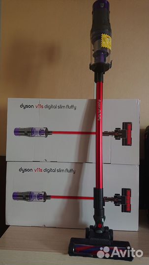 Циклонный пылесос Dyson V11S Fluffy