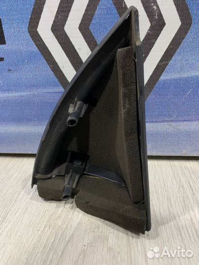 Уголок накладка зеркала внутри салона Renault mega