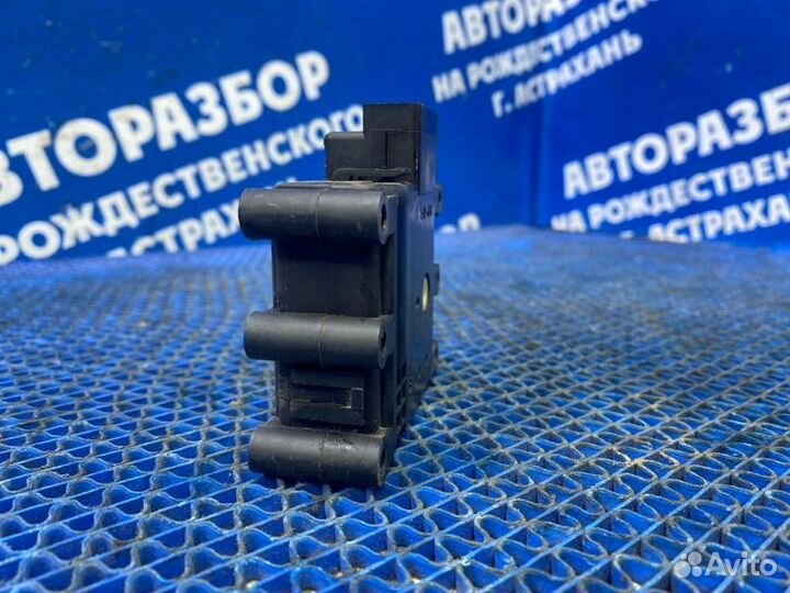 Моторчик заслонок отопителя Mazda 6 Gg лифтбэк