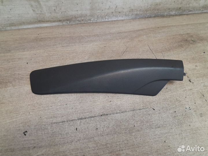 Накладка рейлинга передняя левая Volvo XC90 I (200