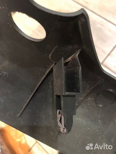 Накладка на порог салона Ford Focus седан 1.6 2006