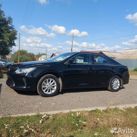 Toyota Camry, 2016