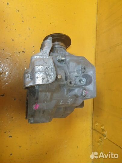 Раздатка коробка раздаточная 2.3 L3-VE L3VE mazda