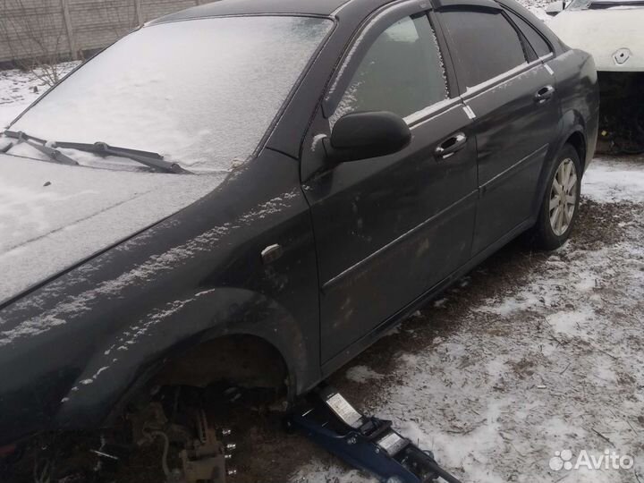 Выпускной коллектор Шевроле Лачетти