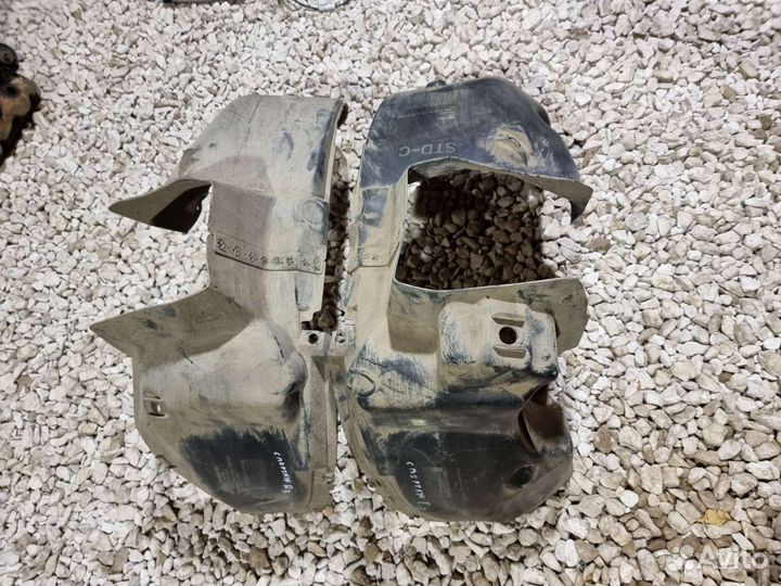 Подкрылок задний Спортейдж 2