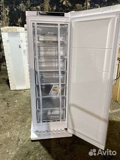Морозильник indesit DFZ 5175
