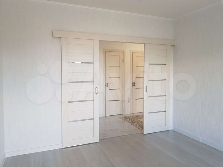 3-к. квартира, 70 м², 2/25 эт.
