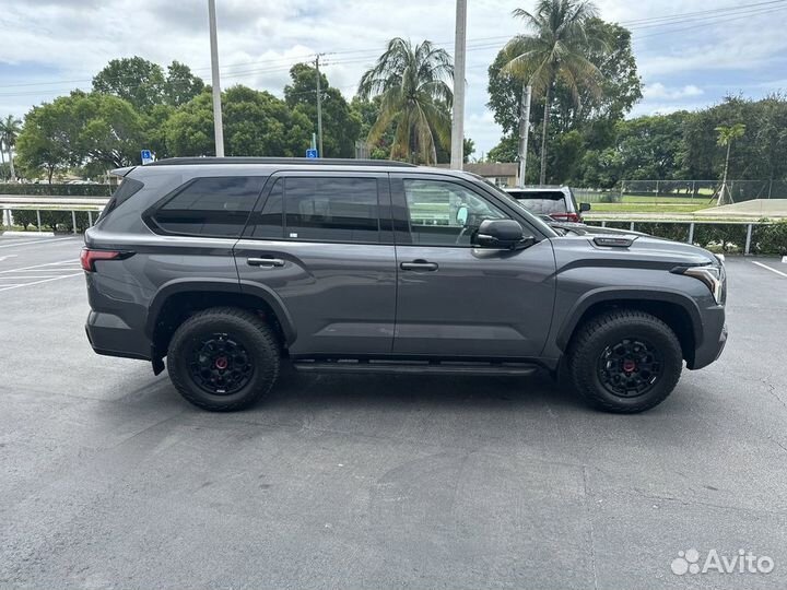 Toyota Sequoia 3.5 AT, 2023, 1 км