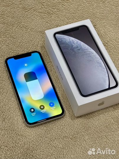 iPhone Xr, 128 ГБ