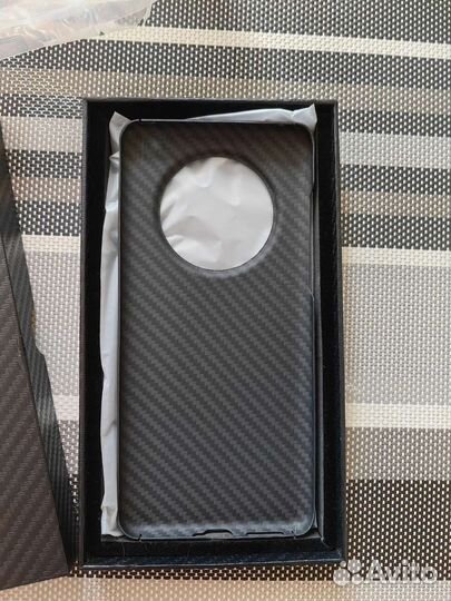 Карбоновый чехол для Huawei Mate 50 Pro