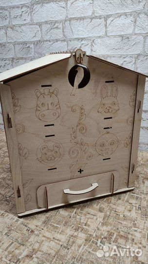 Бизибокс Домик деревянный