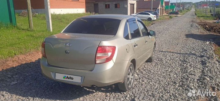 LADA Granta 1.6 МТ, 2012, 135 000 км