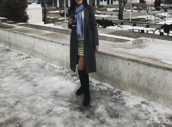 Пальто женское Bershka 42-44