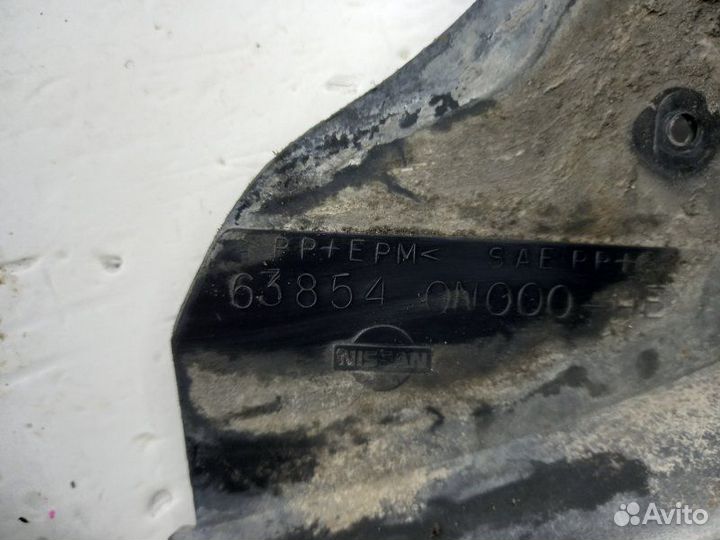 Брызговик передний Nissan Pulsar FN15 GA15 1997