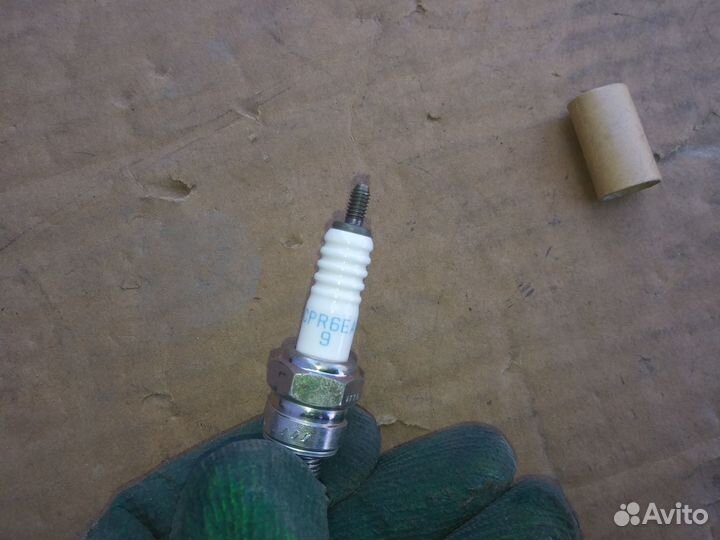 Свеча зажигания NGK CPR6EA-9