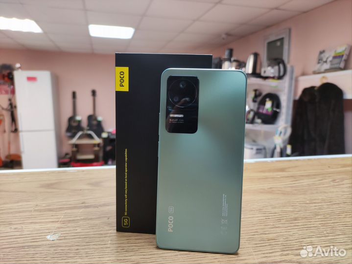 Xiaomi Poco F4, 6/128 ГБ