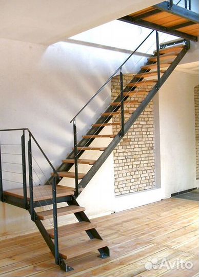 Металлокаркас для лестницы 