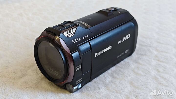 Видеокамера Panasonic HC-V770