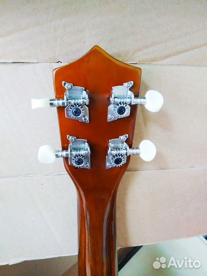 Укулеле сопрано кофейного цвета