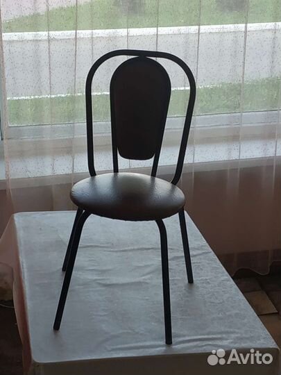 Стулья для кофе и офиса