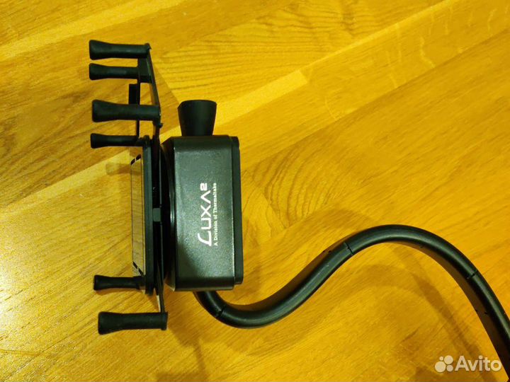 Автомобильный держатель планшета Luxa2 Thermaltake