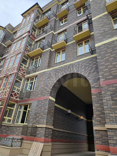 2-к. квартира, 52,6 м², 1/6 эт.
