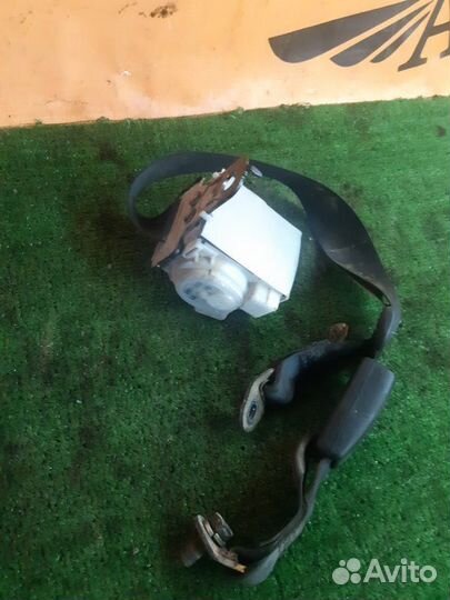 Ремень безопасности задний Mitsubishi Lancer 1.6