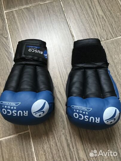 Шлем, перчатки, защита боксерские