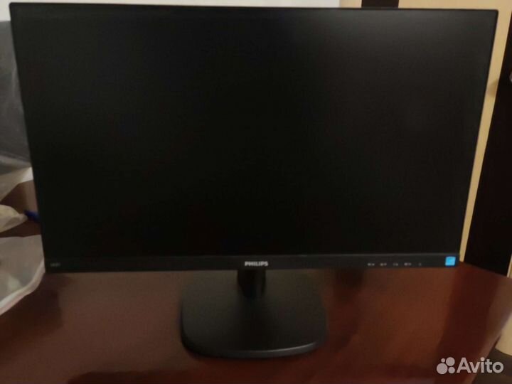 Монитор Philips