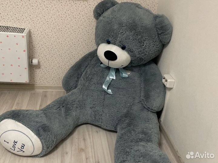 Плюшевый медведь