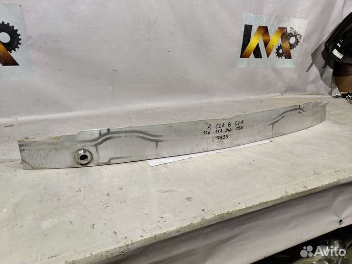 Мерседес A W176 2012- Усилитель бампера перед 7623