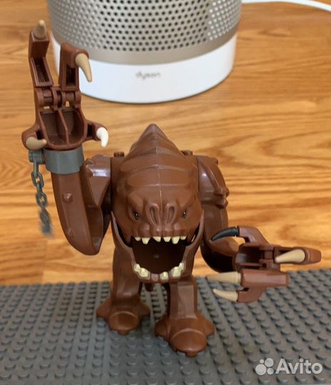 Lego минифигурка Rancor, Лего Ранкор