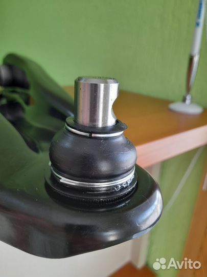 Рычаг передней подвески logan 2